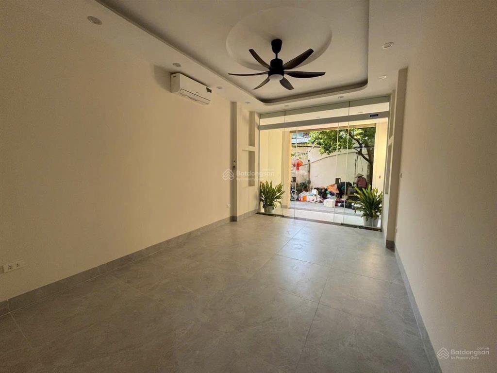 Anh chủ rất cần bán nhà 70m2x 4 tầng tại ngô gia tự, việt hưng, giá tốt chỉ 13,8 tỷ.