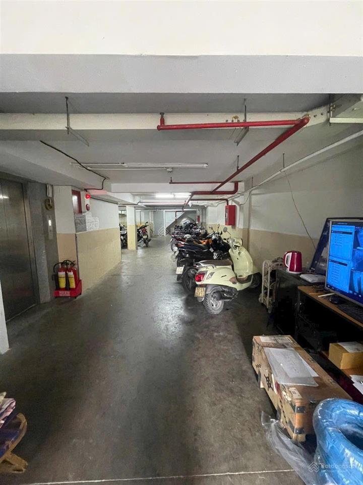 Tòa nhà 7 tầng, 170m2, ngang 8m, mặt tiền trung mỹ tây, dòng tiền 1,3 tỷ/năm, ngay làng đại học