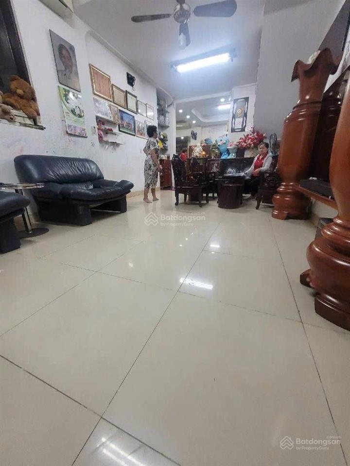 Ngộp bank, mặt tiền chợ căn cứ, 160m2, ngang 7,5m, kinh doanh đa nghề, dòng tiền cao, sát cityland