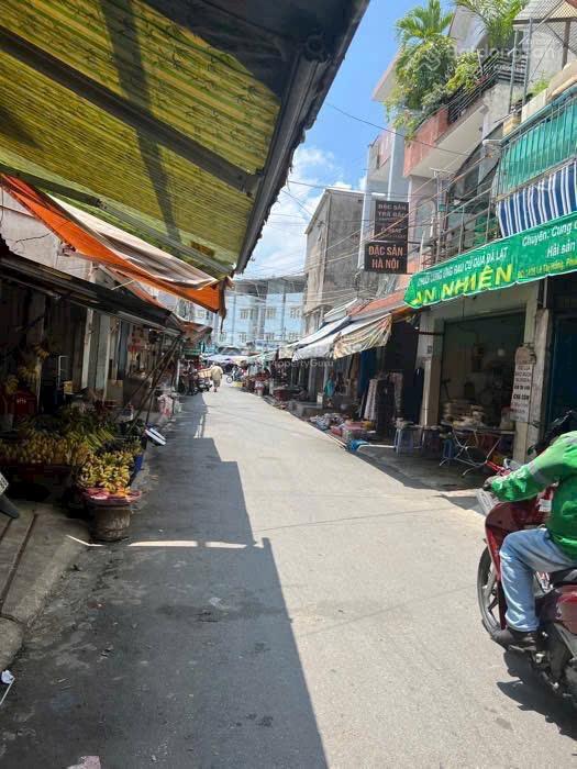 Ngộp bank, mặt tiền chợ căn cứ, 160m2, ngang 7,5m, kinh doanh đa nghề, dòng tiền cao, sát cityland