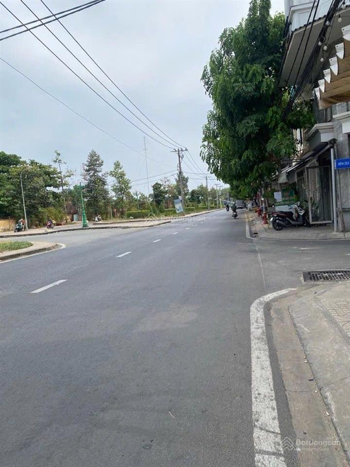 Góc mặt tiền tân sơn, 170m2, ngang 8m, kinh doanh đa nghề, view sân bay, ngay chợ phạm văn bạch