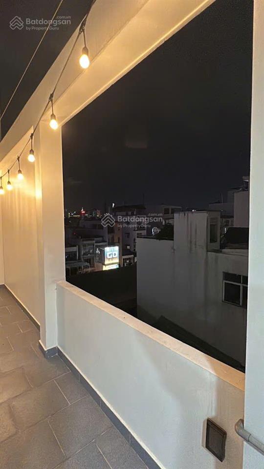Lê văn sỹ q3  hẻm xe hơi  ngang khủng 8.5m  dtsd hơn 600m2  3tầng  sổ vuông a4  sân để xe hơi