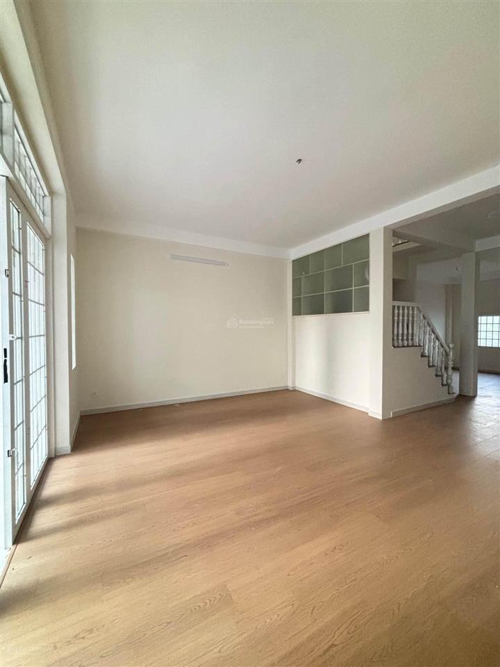 Bán nhà 354/ phan văn trị  hẻm nhựa có lề  90m² ngang lớn 6m  4 tầng btct  sổ vuông a4