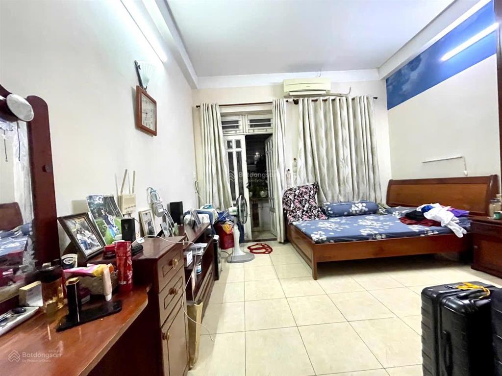 Bán nhà phạm văn chiêu, 60m2, nhỉnh 6tỷ, 3 tầng 4 phòng ngủ, hẻm xe hơi thông