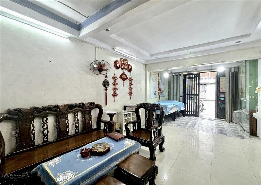 Bán nhà phạm văn chiêu, 60m2, nhỉnh 6tỷ, 3 tầng 4 phòng ngủ, hẻm xe hơi thông