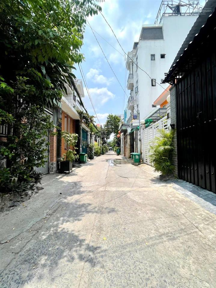 Bán nhà phạm văn chiêu, 60m2, nhỉnh 6tỷ, 3 tầng 4 phòng ngủ, hẻm xe hơi thông