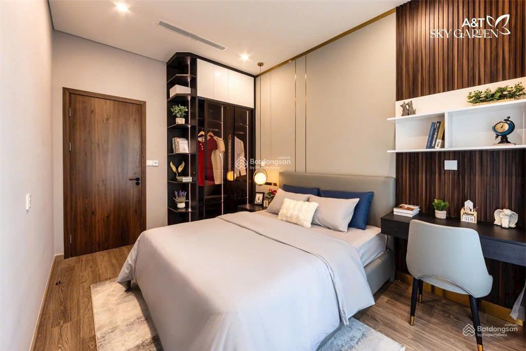 Bán gấp căn 2pn2wc a&t sky garden 63,2m2 giá 2 tỷ có thương lượng, hỗ trợ vay nh, view sông sài gòn