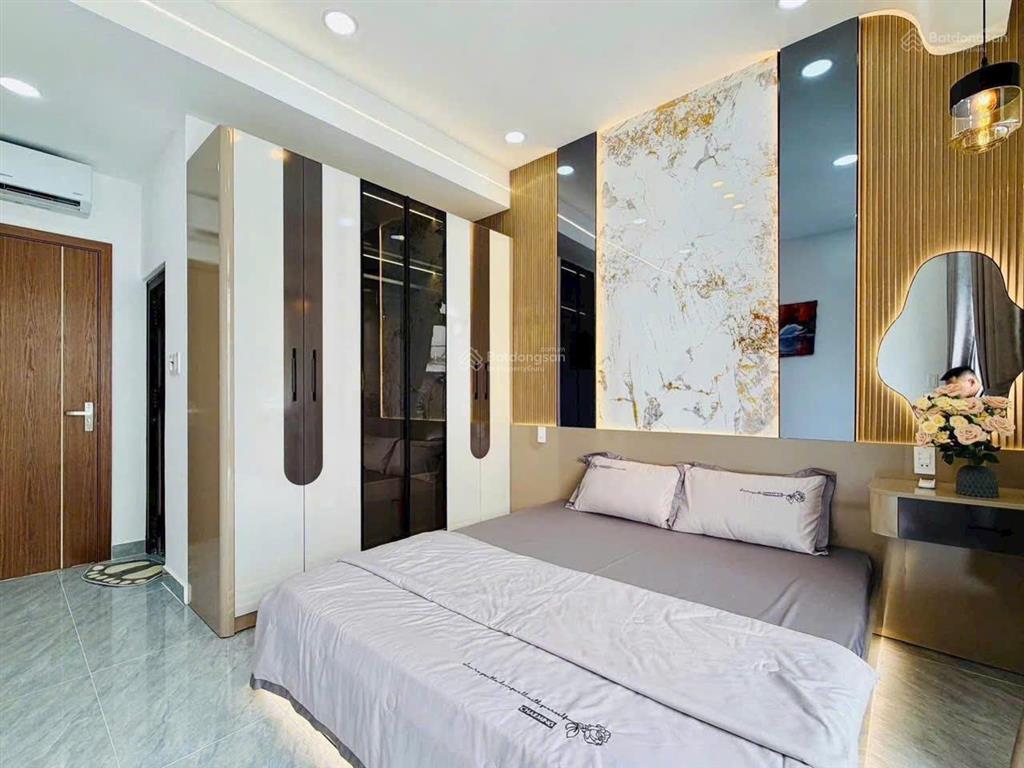Bán nhanh căn nhà phố gần linh xuângiá rẻ 3,8 tỷ, nhà mới, nội thất đẹp, hỗ trợ vay, pháp lý sạch