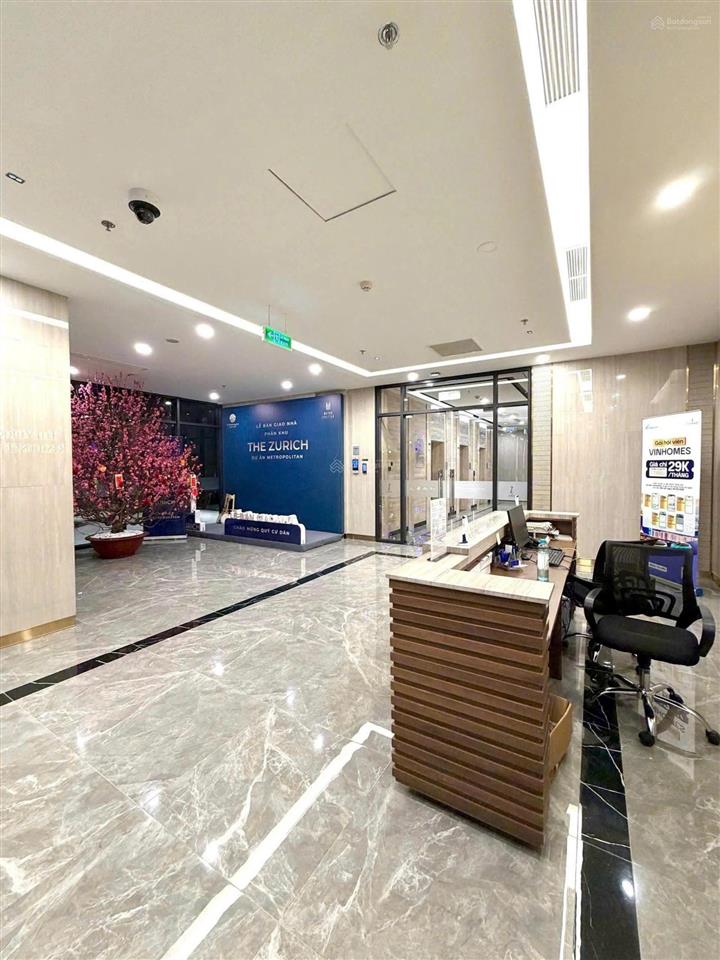 Vừa làm nội thất full mới đẹp. chủ bán gấp vì không chịu nổi lãi ngân hàng, bán rẻ hơn tt 100tr