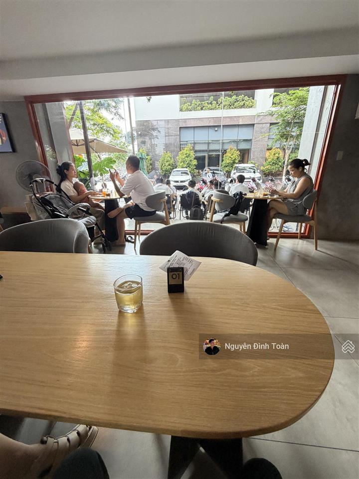 Duy nhất 2 căn đập thông giá rẻ hơn thii trường 1 tỉ , cho thue 2530tr/ tháng