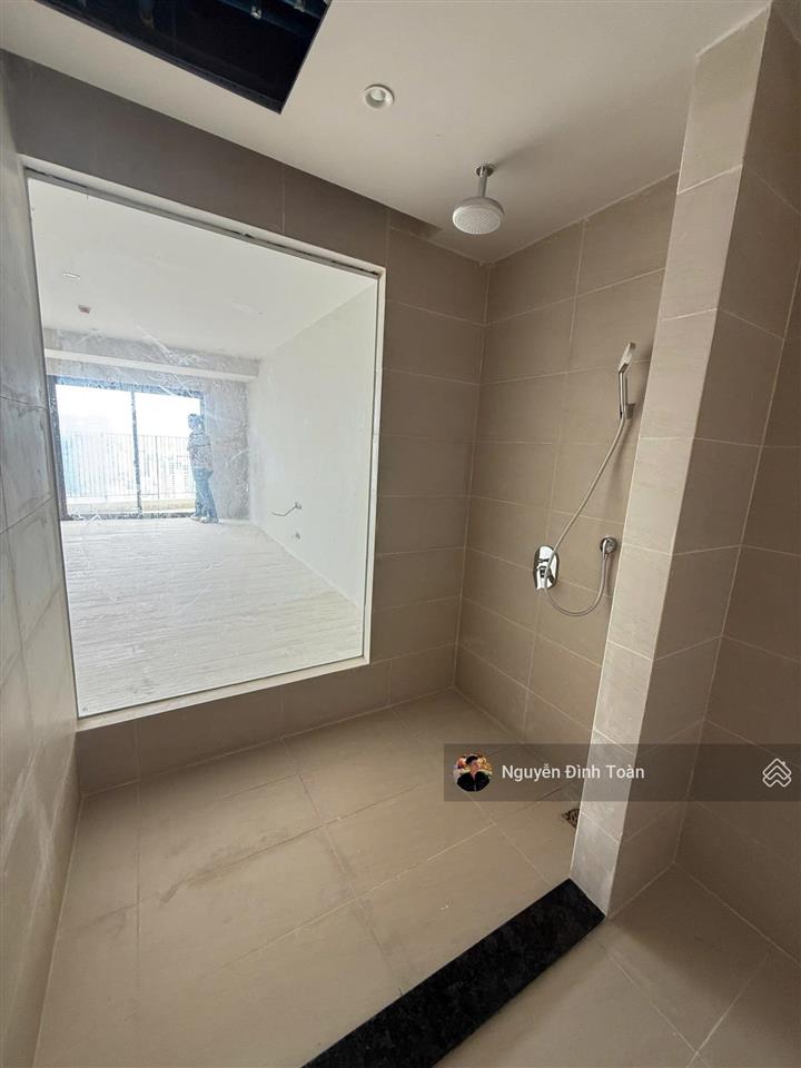 Gửi bán 1 cặp căn tầng cao tòa nam có sổ đỏ view lý tự trọng 105m2
