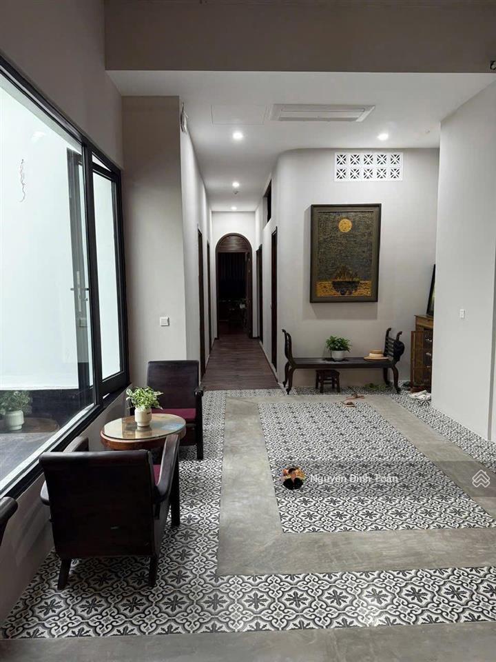Hiếm có 1 căn siêu vip đang bán tầng cao nhất tòa nhà