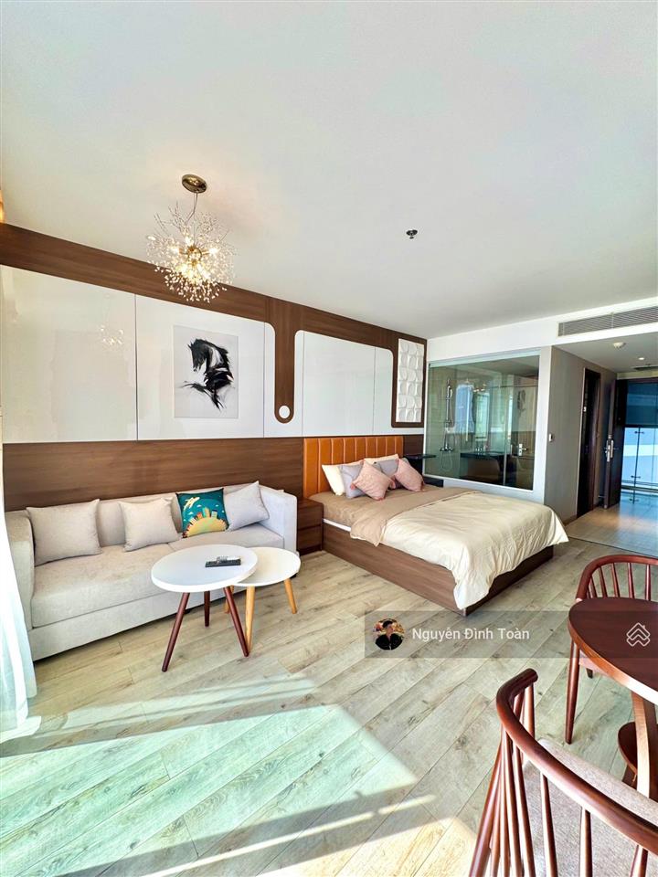 Bán căn panorama view phố nội thất mới và hiện đại