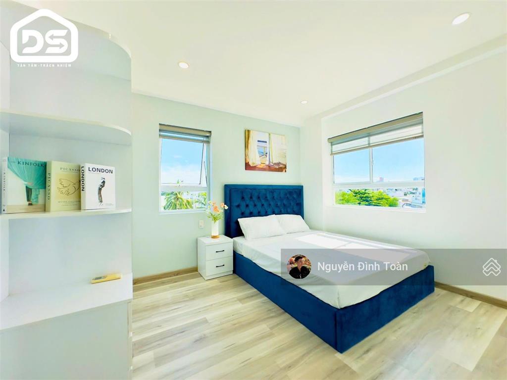Cần bán nhanh căn góc siêu đẹp, giá bán nổi bật hiện tại, để lại nội thất có sẵn hđ thuê