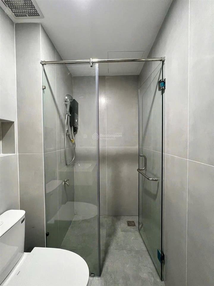 Căn hộ ban công đầy đủ nội thất tại hàng xanh nguyễn gia tríbình thạnh giáp quận 1, quận 2