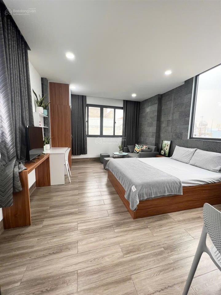 Căn hộ cửa sổ thang máy tại nguyễn gia trí  bình thạnh ngay hàng xanh thuận tiện đi quận 1,2