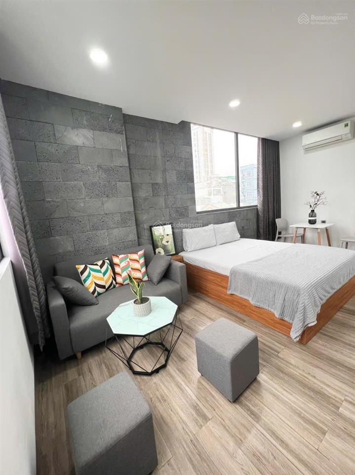Căn hộ cửa sổ thang máy tại nguyễn gia trí  bình thạnh ngay hàng xanh thuận tiện đi quận 1,2