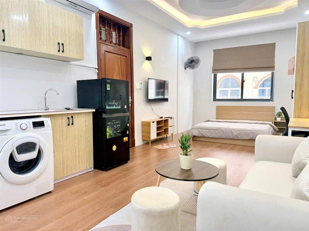 Căn hộ cửa sổ ở nguyễn gia trí bình thạnh  ngay hàng xanh gần landmark, metro tân cảng, giáp q1,2