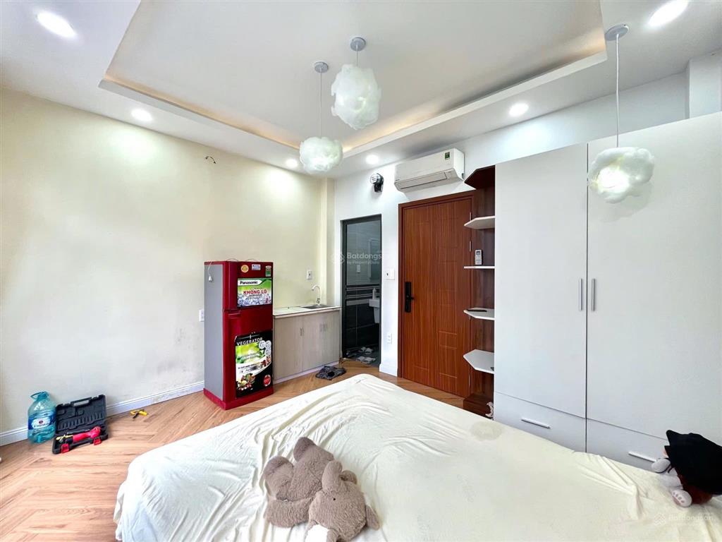 Căn hộ cửa sổ ngay xô viết nghệ tĩnh bình thạnh gần hàng xanh, uth, ftu, hutech, uef, metro giáp q1