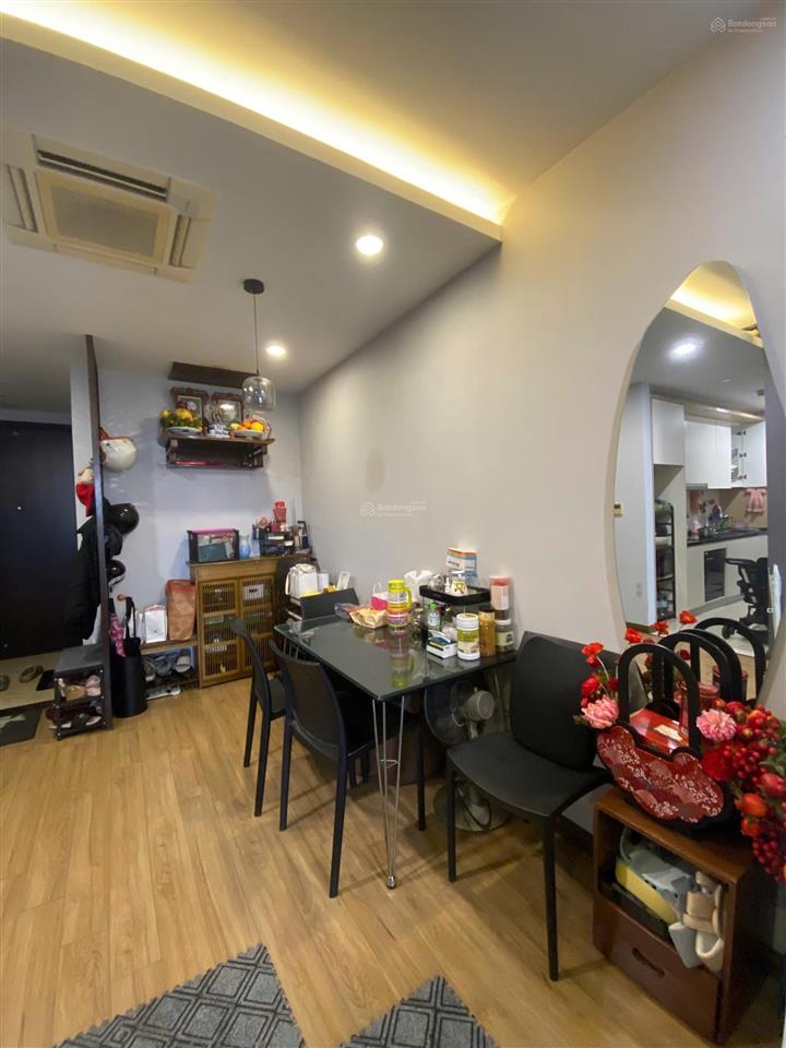Căn hiếm view sông hồng  2pn tòa b hoà bình green city