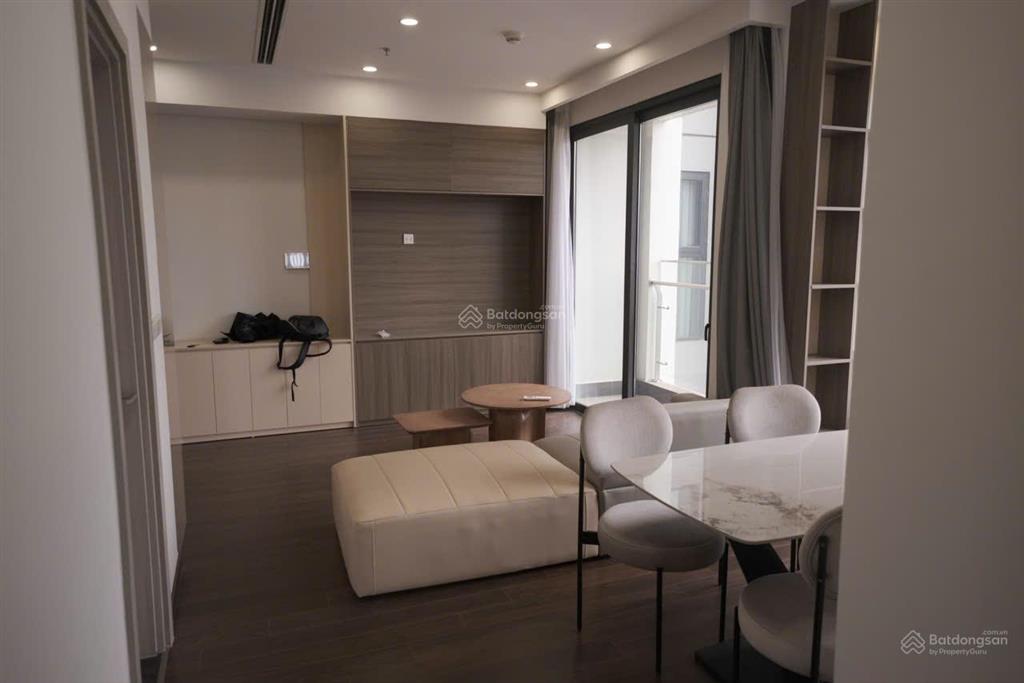 Bán 2pn+1 góc view hồ điều hoà masteri toà a vinhomes smart city full nội thất. nhà mới