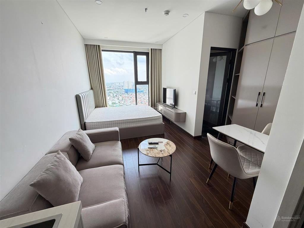 Studio masteri vinhomes smart city tây mỗ  đông nam full nội thất 2 bể bơi tầng thượng và nội khu