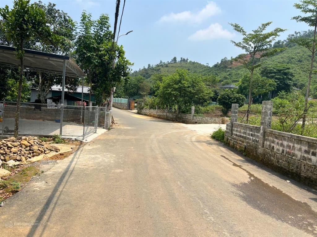 Bán lô đất vân hoà ba vì,,diện tích 318m có 150m tc đại lộ thăng long kéo dài
