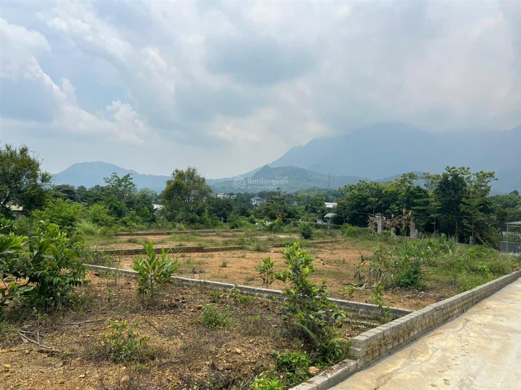 Bán lô đất vân hoà ba vì,,diện tích 318m có 150m tc đại lộ thăng long kéo dài