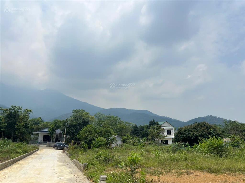 Bán lô đất vân hoà ba vì,,diện tích 318m có 150m tc đại lộ thăng long kéo dài