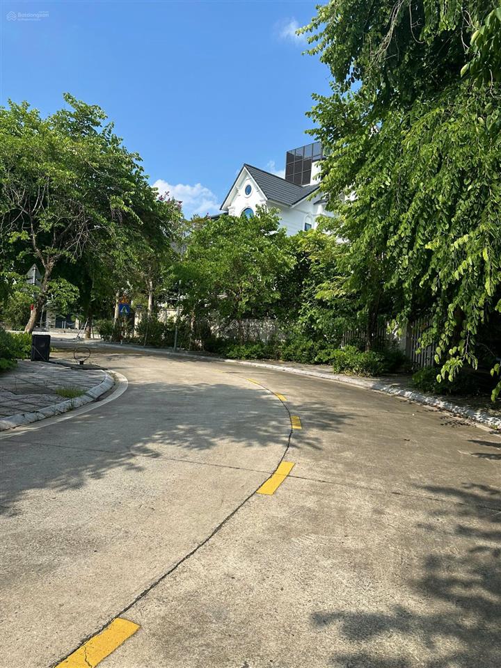 Bán biệt thự song lập geleximco lê trọng tấn an khánh, hn dt 240m2 view vườn hoa mát mẻ yên tĩnh