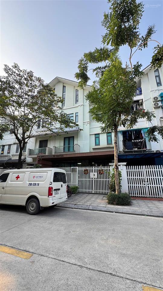 Bán liền kề nhà vườn geleximco lê trọng tấn hà đông khu d 160 đang cho thuê 17tr/tháng