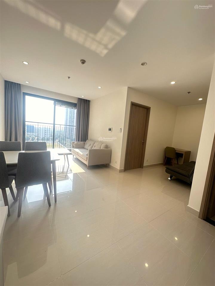 Chính chủ bán căn hộ chung cư 1pn + 1 toà s210, vin ocean park1 có sổ ko vay. tầng 10 view thoáng