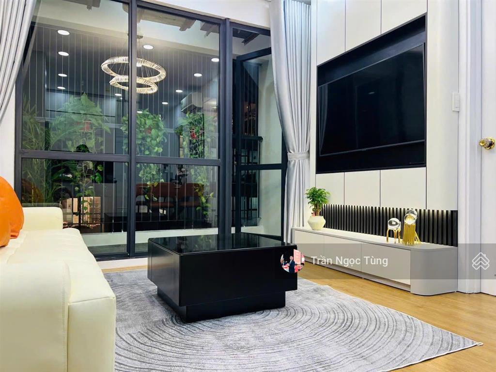 Tôi chính chủ bán ch 2pn 61.7m2 ở iris garden, nam từ liêm, hà nội, giá ưu đãi 6,2 tỷ  0981 614 ***