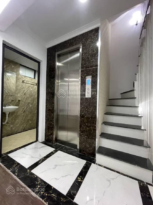 Nhỉnh 8 tỷ. đội cấn, ba đình, 32m2, 6 tầng thang máy, sổ đỏ riêng,