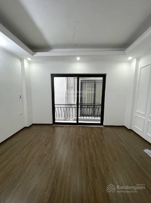 Nhỉnh 8 tỷ. đội cấn, ba đình, 32m2, 6 tầng thang máy, sổ đỏ riêng,