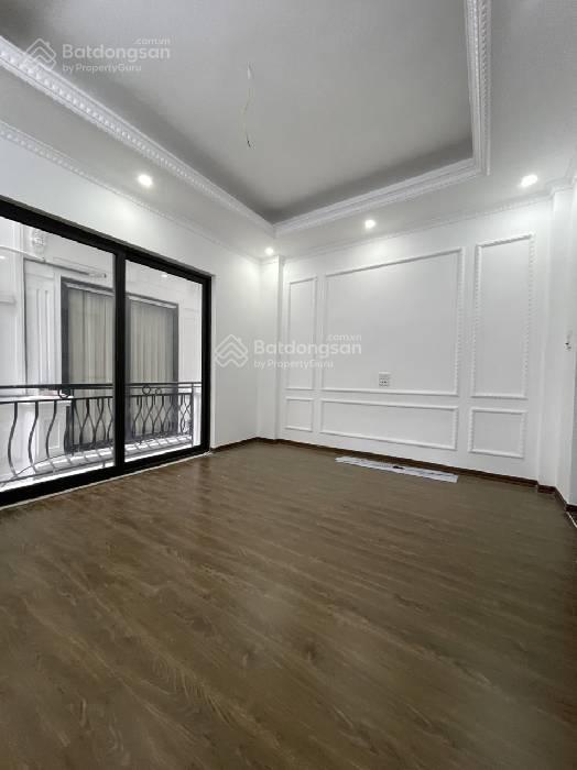 Nhỉnh 8 tỷ. đội cấn, ba đình, 32m2, 6 tầng thang máy, sổ đỏ riêng,