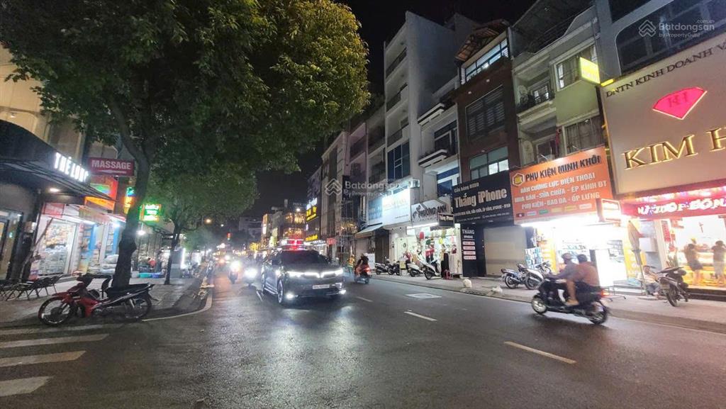 Bán nhà mặt tiền ngay gò dầu, quận tân phú. ngang lớn 8mx28m, đúc 4 tầng kiên cố. giá cực tốt 23 tỷ