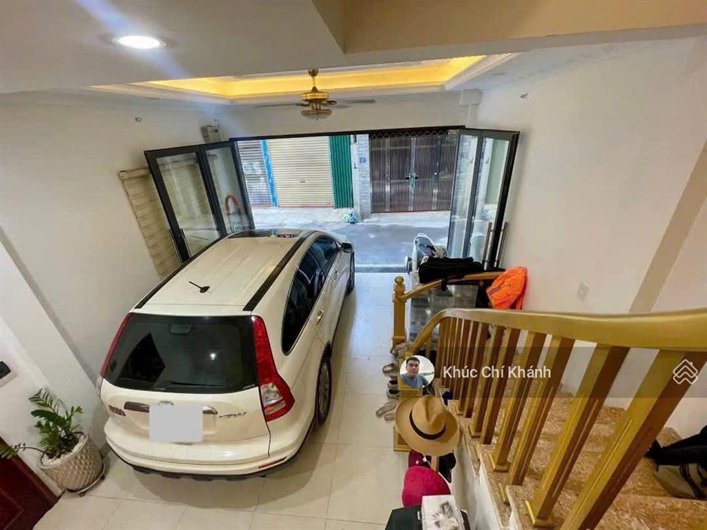 Bán nhà mai dịch, 51m 6t 16 tỷ phân lô ô tô vào nhà kinh doanh, 1 nhà ra phố, đầu tư tốt ở sướng