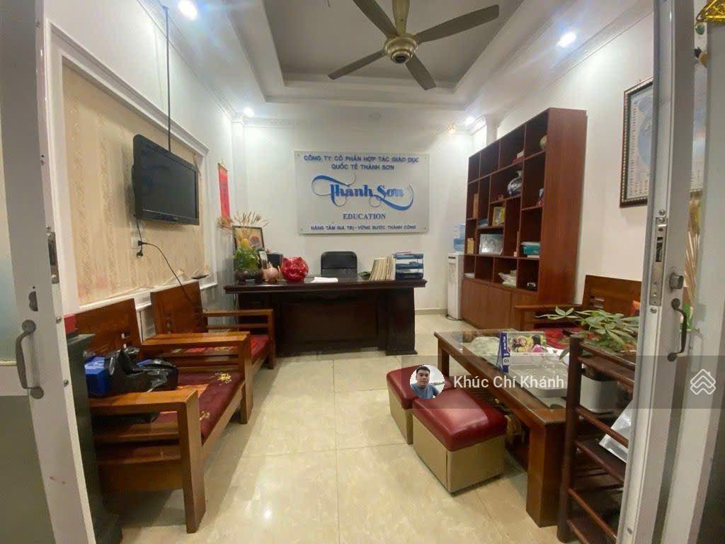 Bán nhà mai dịch, 51m 6t 16 tỷ phân lô ô tô vào nhà kinh doanh, 1 nhà ra phố, đầu tư tốt ở sướng