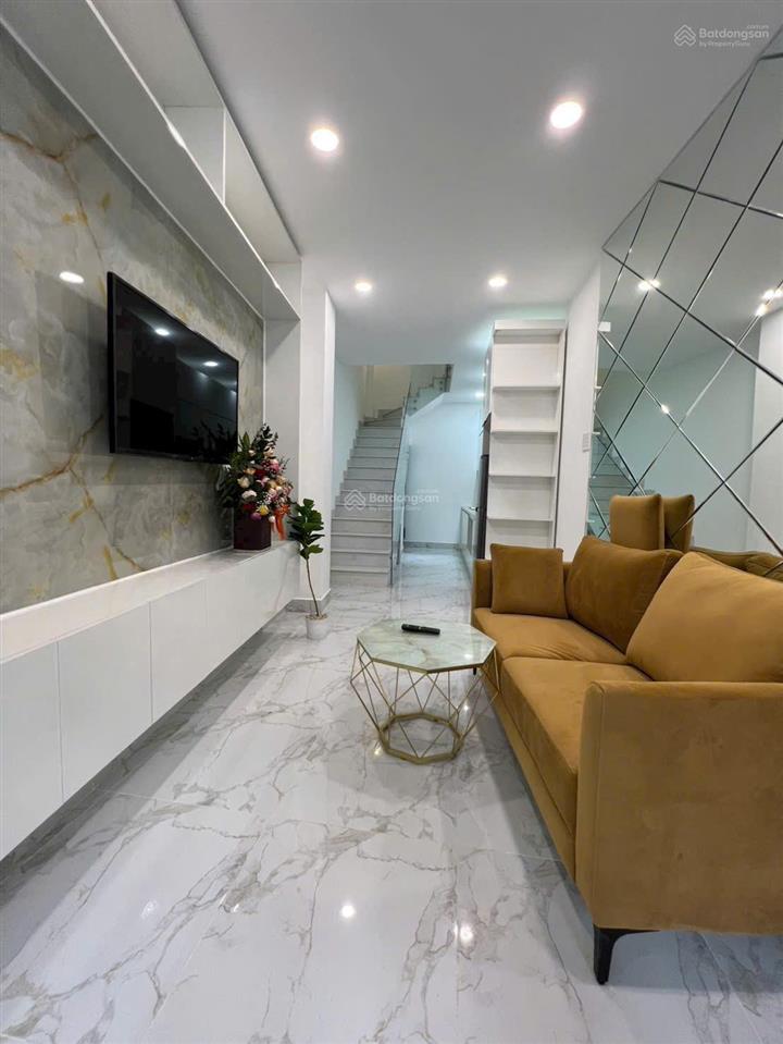 Chính chủ cho thuê nhà mới  3 phòng ngủ 4 wc nguyễn đình chiểu