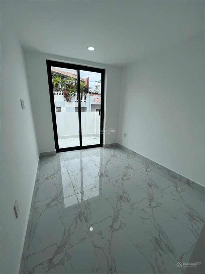 Chính chủ cho thuê nhà mới  3 phòng ngủ 4 wc nguyễn đình chiểu