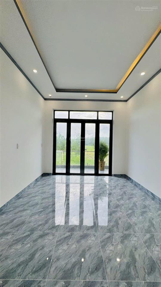 Biệt thự mini mới hoàn thiện chỉ 1 tỷ 850 dọn vào ở ngay chợ thạnh phú