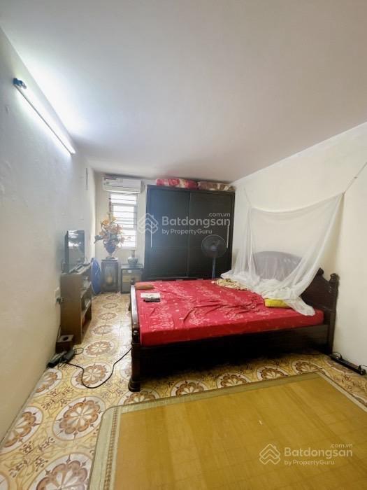 Bạch mai 41m² 5 tầng 7.2 tỷ gần ô tô, nhà đẹp ở ngay mặt tiền rộng thông gió tốt sổ đỏ chuẩn.