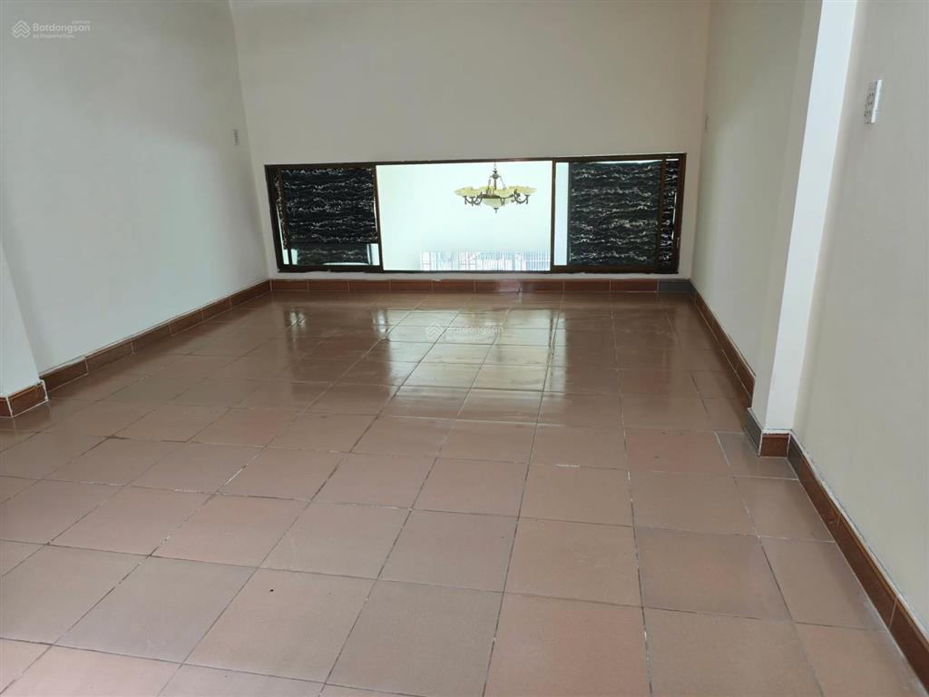 Bán nhà chính chủ, 1 trệt 1 lửng thoáng mát, không ngập, khu dân cư an ninh