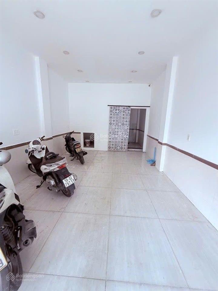 Bán gấp nhà mặt tiền nguyễn sơn  khu họ lê  tân phú  5 tầng mới đẹp  hơn 9 tỷ tl (đã giảm 4 tỷ)