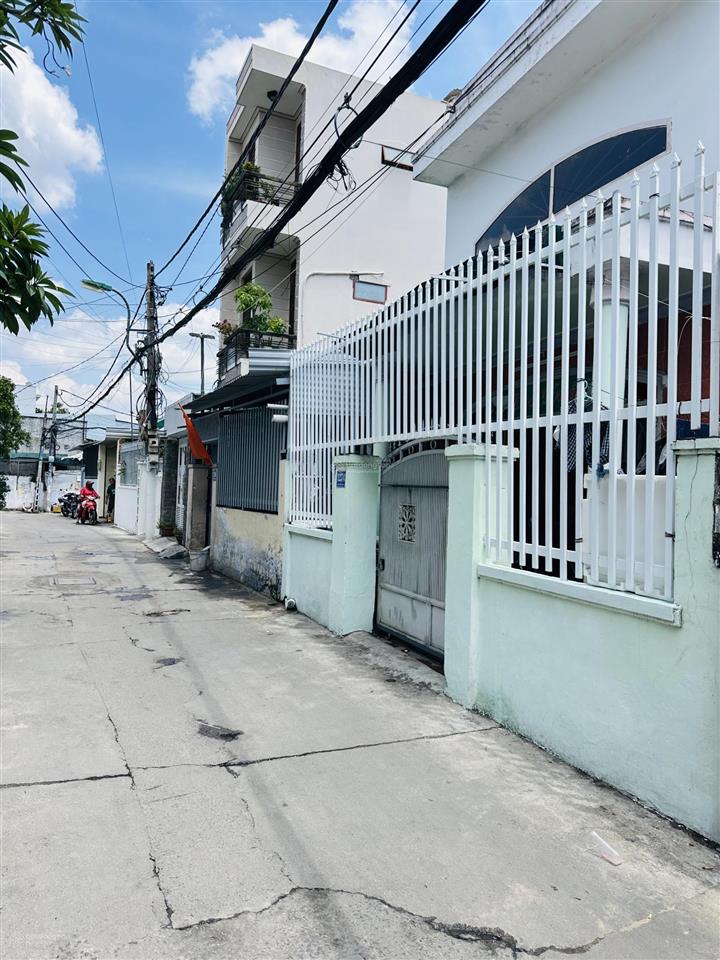Bán nhà cách biển 300m  ngang 6m  đường ôtô nguyễn biểu nối dài