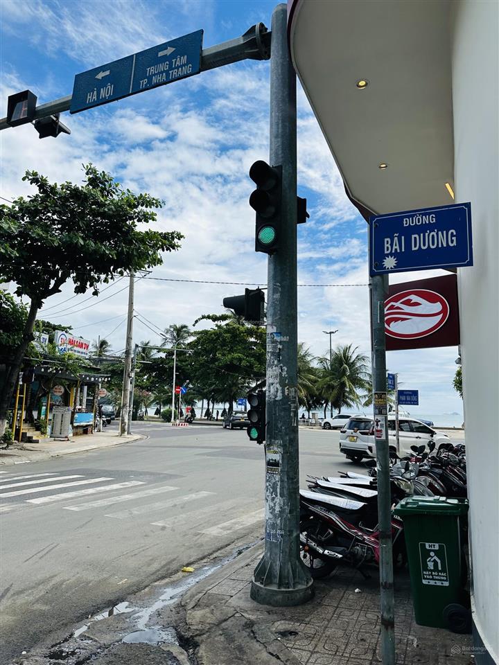 Bán đất cách biển hòn chồng 100m