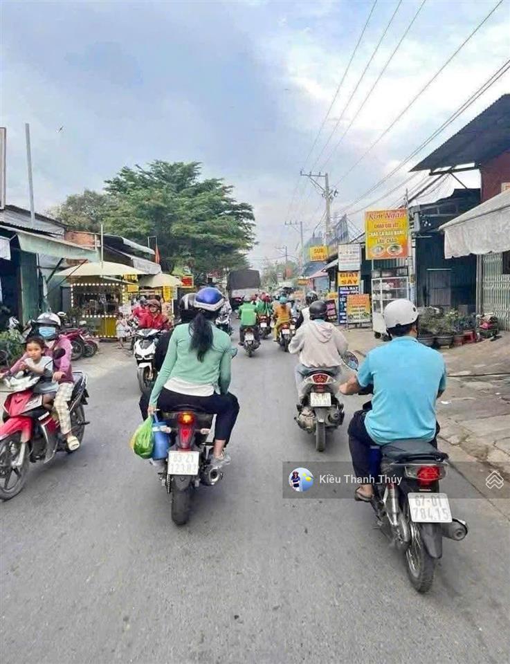 Cần bán lô đất đ. suối lội, tân thông hội, củ chi. dt (5x25m) giá 1 tỷ 300 triệu. sổ hồng riêng