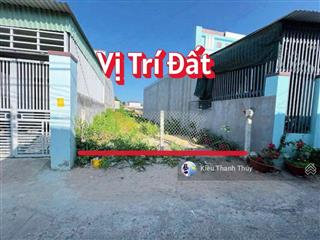 Cần xoay vốn bán nhanh 116m2 đất gần chợ trung lập thuộc trung lập thượng. giá 800tr shr.