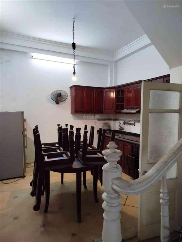 Bán nhà phố đội cấn, ba đình, dt 45m, cách ô tô 20m, trung tâm, dân sinh tốt, giá 14.8 tỷ